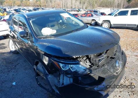 2017 Nissan Rogue Sport Sv из США, поврежденный, VIN JN1BJ1CR5HW144466